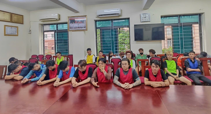 Khởi tố và bắt tạm giam 'giang hồ mạng' Phạm Tuấn - Ảnh 3.