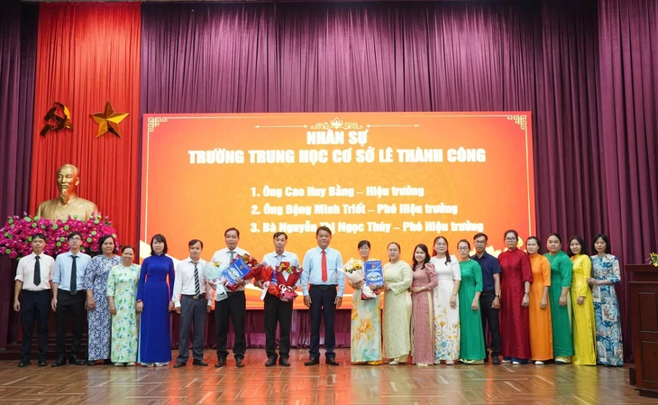 Sắp xếp trường học ở xã Nhà Bè: từ 25 còn 17 trường - Ảnh 7.