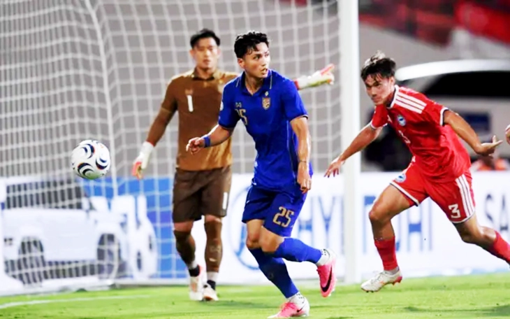 ‘Messi Thái’ thừa nhận tuyển Thái Lan đang giảm sức hút trên sân nhà - Ảnh 2.