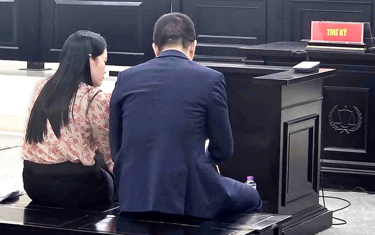 Hủy án sơ thẩm vụ nữ công chức xã bị tuyên 5 năm tù vì tham ô hơn 4 triệu đồng - Ảnh 2.