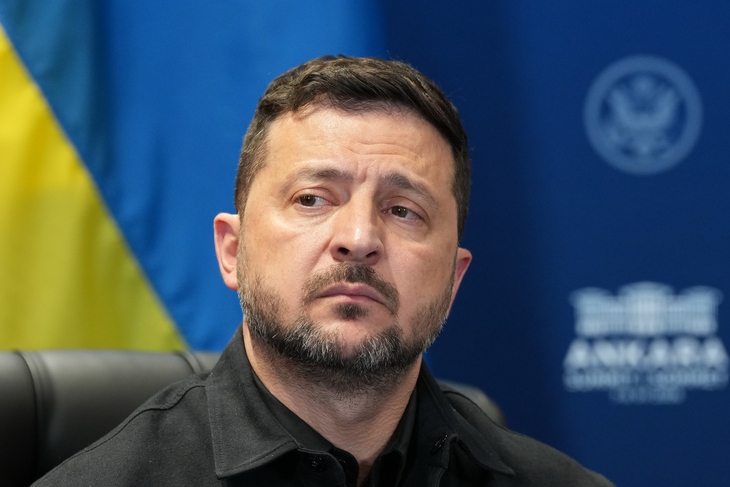 Ông Zelensky tiết lộ góc khuất vụ miễn nhiệm bộ trưởng quốc phòng - Ảnh 1.
