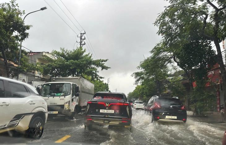 Hải Phòng huy động 12 . 000 Cán bộ ứng phó Mưa bão phức tạp năm 2026 - Ảnh 2.