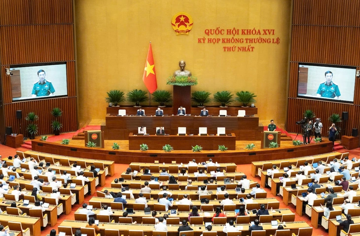 Đại tướng Phan Văn Giang: Chính trị viên Ban chỉ huy quân sự cấp xã là sĩ quan chính quy - Ảnh 2.
