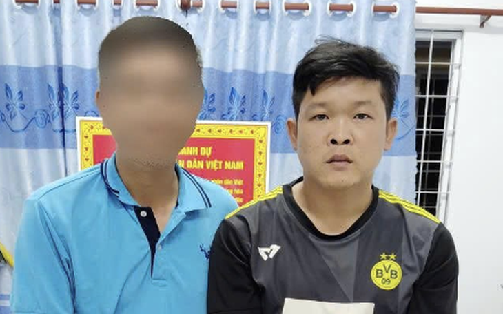 Nguyễn Văn Thành bị truy nã vì đánh bạc, đi xe khách ngang Huế thì bị bắt - Ảnh 2.