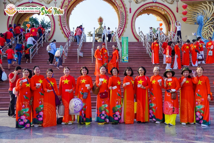 Quốc khánh 2-9, Suối Tiên tặng 2.000 vé cổng cho du khách - Ảnh 1.
