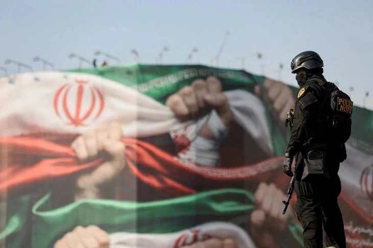 Iran: Mỹ nói đã đánh bại Tehran, sao còn cần 'chiến tranh kinh tế'? - Ảnh 1.