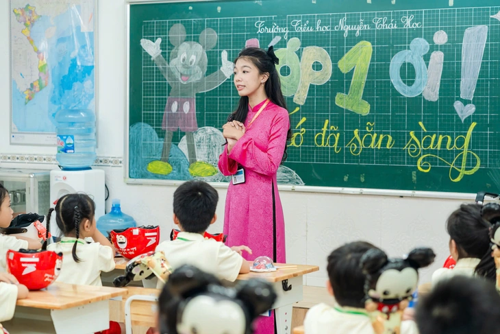 Lộ trình miễn phí sách giáo khoa trên toàn quốc ra sao? - Ảnh 2.