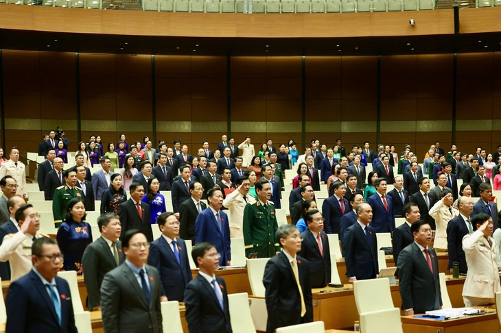 Chủ tịch Quốc hội: Thực thi ngay ch&iacute;nh s&aacute;ch, kh&ocirc;ng để người d&acirc;n, doanh nghiệp chờ đợi - Ảnh 3.