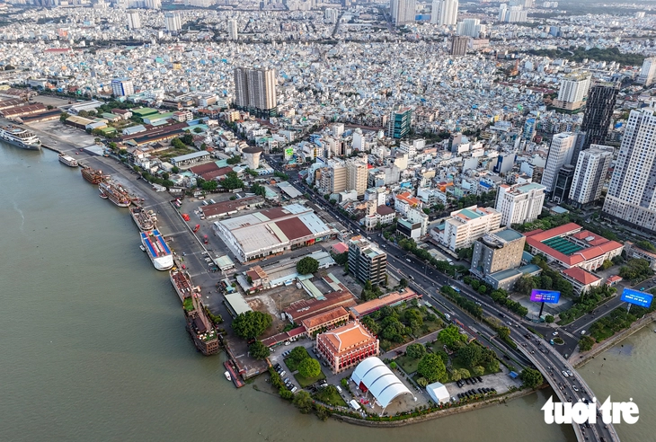 Thành ủy TP.HCM: Làm Không gian văn hóa Hồ Chí Minh thiết thực, không chạy theo số lượng - Ảnh 1.