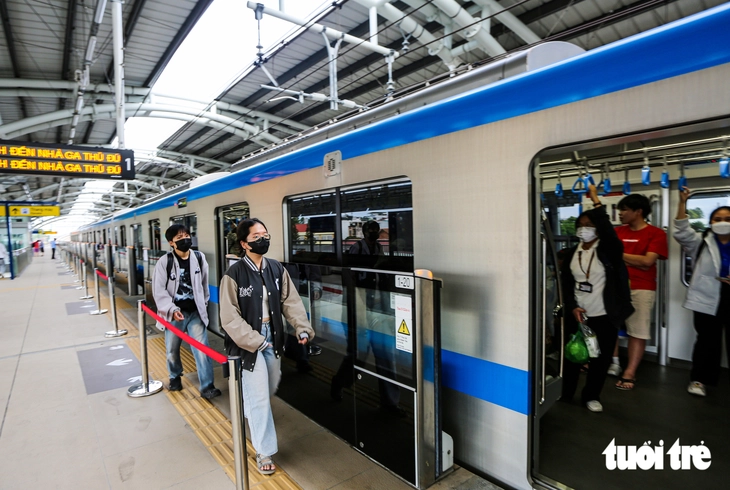 Metro số 1 TP.HCM được giao mục tiêu lãi hơn 21 tỉ đồng năm 2026 - Ảnh 1.