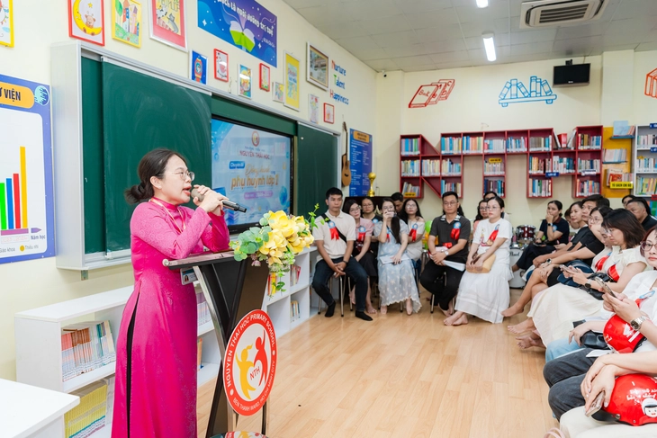Trường Tiểu học Nguyễn Thái Học đón học sinh lớp 1: Đẩy mạnh đưa tiếng Anh thành ngôn ngữ thứ hai - Ảnh 2.