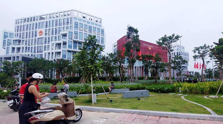 Khánh Hòa tính lại tiền sử dụng đất cho dân trong 10 ngày - Ảnh 1.