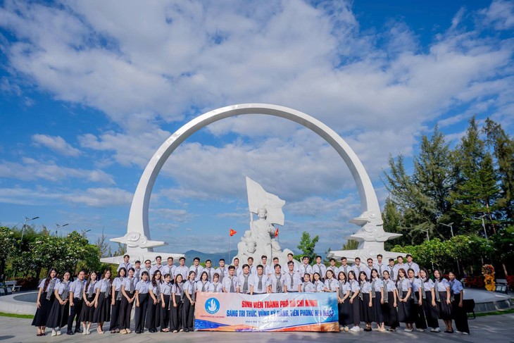 Hội Sinh viên Việt Nam TP.HCM tiếp tục khẳng định vị thế 'Đơn vị xuất sắc dẫn đầu' - Ảnh 4.