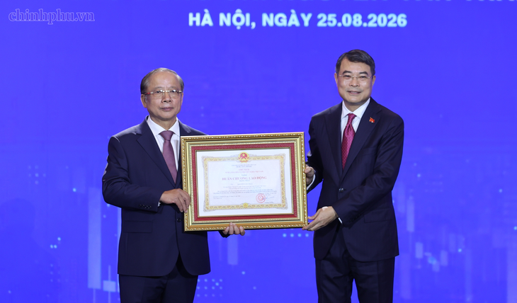 Thủ tướng: Doanh nghiệp nhỏ và vừa cần chủ động tự nâng cấp mình - Ảnh 2.