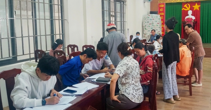 Tuổi trẻ TP.HCM 'nhuộm xanh' các phần việc chào mừng Quốc khánh 2-9   - Ảnh 2.