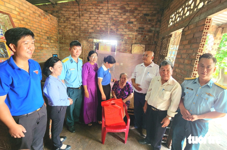 Củ Chi ra mắt mô hình điểm 'Tuyến đường 4.0 - Khu dân cư số văn minh, nghĩa tình' - Ảnh 5.