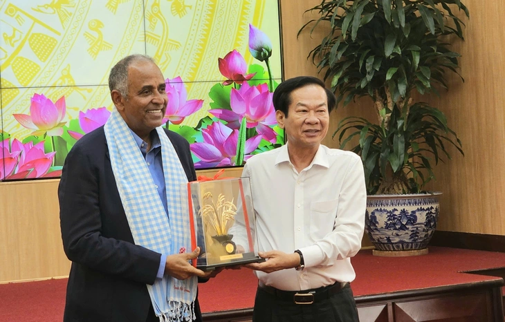 Bí thư Cần Thơ đề xuất 3 lĩnh vực hợp tác trọng tâm với Chủ tịch Quốc hội Bờ Biển Ngà - Ảnh 1.