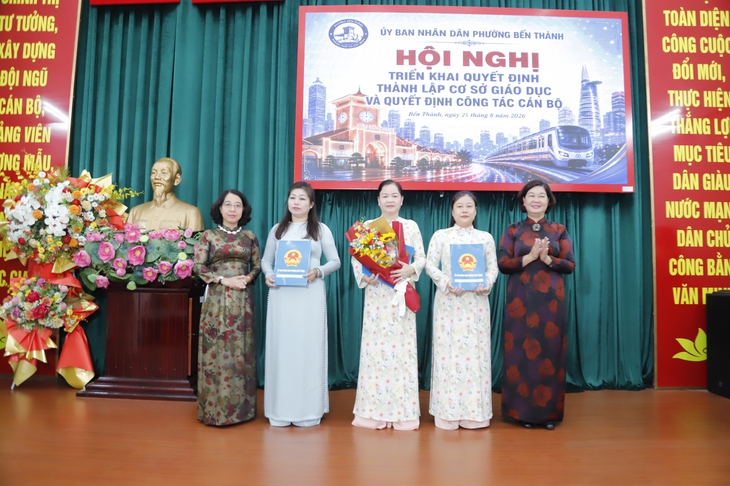 Phường Bến Thành giảm 4 trường, Trường THCS Nguyễn Du sáp nhập Đồng Khởi, hiệu trưởng mới - Ảnh 5.