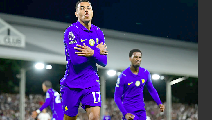 Chelsea thắng sát nút ở trận ra quân Premier League - Ảnh 2.