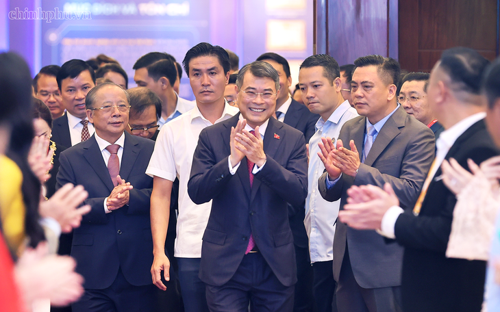 Prudential Việt Nam lãi đột biến nhờ chứng khoán trong 6 tháng 2026 - Ảnh 3.