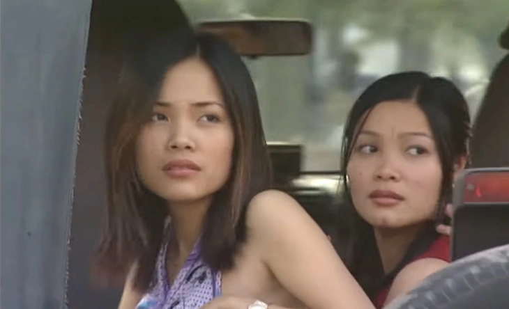 Cảnh Kiều Thanh bị bắt trong phim cách đây 20 năm bỗng hot trở lại   - Ảnh 3.