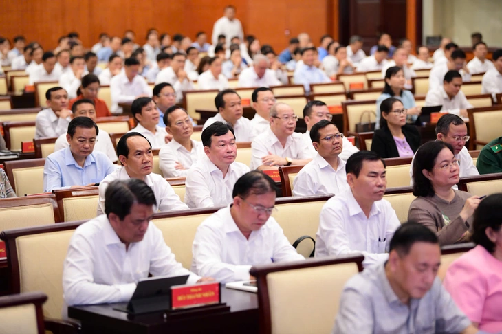 Thành ủy TP.HCM tổ chức hội nghị quán triệt, triển khai Luật Phát triển đô thị - Ảnh 4.