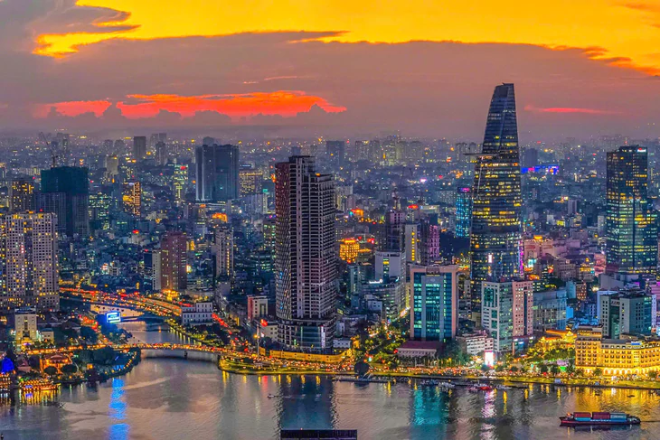 Sau 40 năm đổi mới, Việt Nam cần giải quyết thách thức nhanh hơn quốc gia khác - Ảnh 2.
