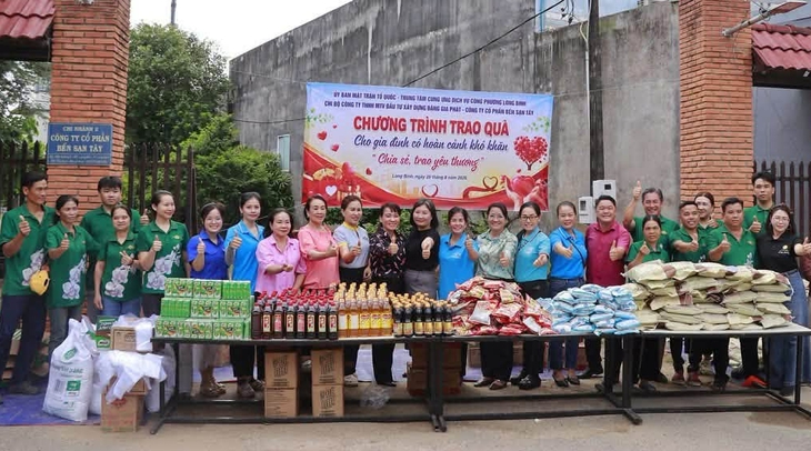 Cao điểm tình nguyện xây dựng nông thôn mới của tuổi trẻ TP . HCM năm 2026 - Ảnh 5.