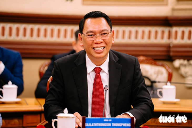 TP.HCM luôn dành ưu tiên hàng đầu cho quan hệ hợp tác với Vientiane - Ảnh 3.