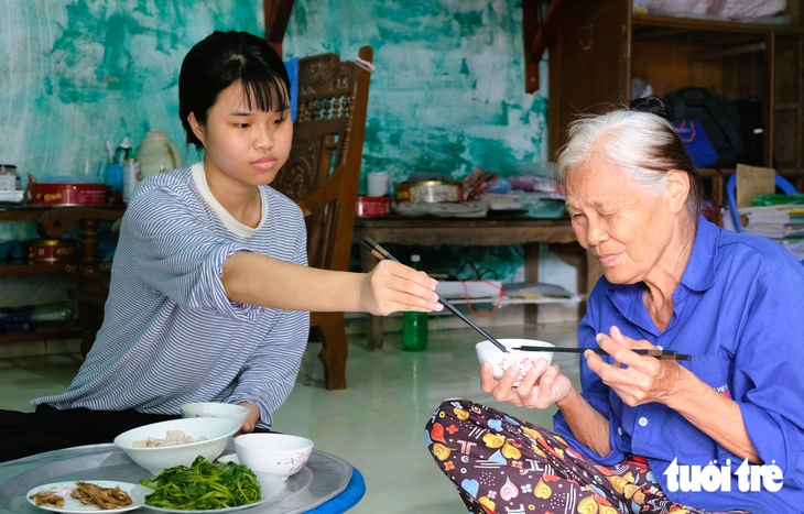 Con đường nào đây cho nữ sinh không còn cha mẹ đậu Học viện Ngân hàng? - Ảnh 3.