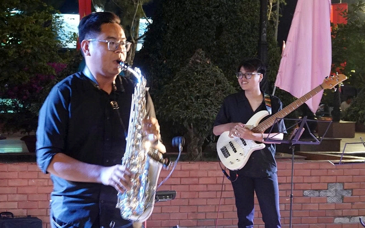 Cần Thơ dự kiến giao cấp xã bố trí địa điểm cho hoạt động quảng cáo rao vặt  - Ảnh 3.