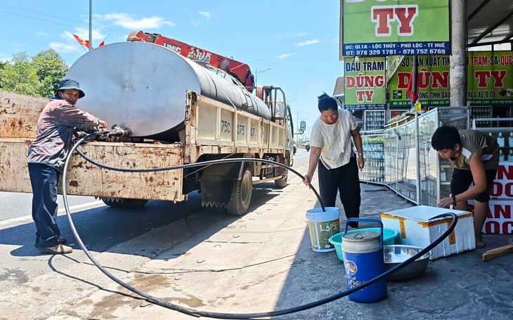 Thiếu nước sạch ở Chân Mây - Lăng Cô: Bao giờ nước mới về đến vòi nhà dân? - Ảnh 4.