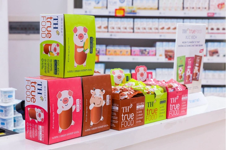 Tập đoàn TH ra mắt xúc xích tiệt trùng TH true FOOD - Ảnh 1.