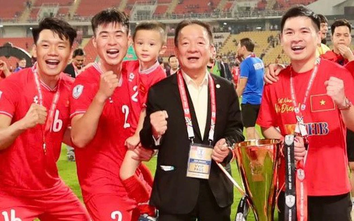 CLB Hà Nội xuất quân, đặt mục tiêu giành ít nhất 1 danh hiệu ở mùa giải 2026 - 2027 - Ảnh 4.