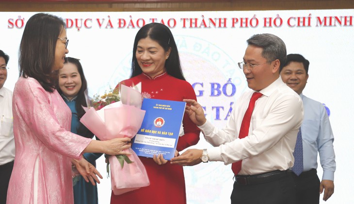 Hiệu trưởng Trường chuyên Lê Hồng Phong làm Trưởng Phòng giáo dục phổ thông TP.HCM - Ảnh 1.