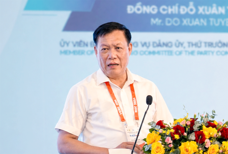 Thứ trưởng Đỗ Xuân Tuyên: Không thể để trẻ mới còn răng sữa đã phải can thiệp, điều trị - Ảnh 2.