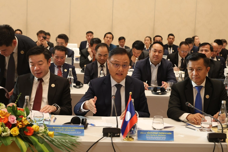 Số dự án của Việt Nam đầu tư sang Lào tăng vọt từ đầu năm tới nay - Ảnh 2.