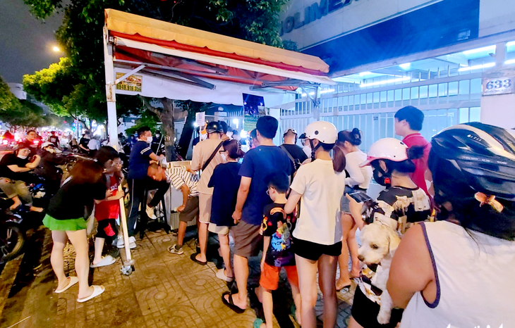 Tại sao nhiều người thích 'đu trend' hết món ăn này, thức uống khác, đến những thử thách? - Ảnh 2.
