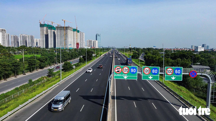 Cảnh sát giao thông kiểm soát xuyên suốt kỳ nghỉ lễ, tập trung xử lý vi phạm nào? - Ảnh 1.