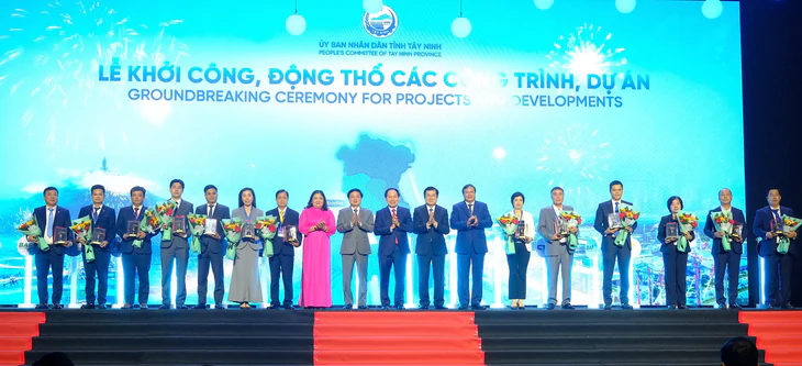 Tây Ninh khởi công 13 dự án 4,5 tỉ USD, đưa phương tiện không người lái thành động lực tăng trưởng mới - Ảnh 4.
