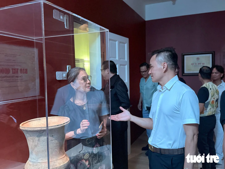 25 ‘báu vật’ 2.000 - 4.000 năm tuổi kể chuyện cội nguồn - Ảnh 2.