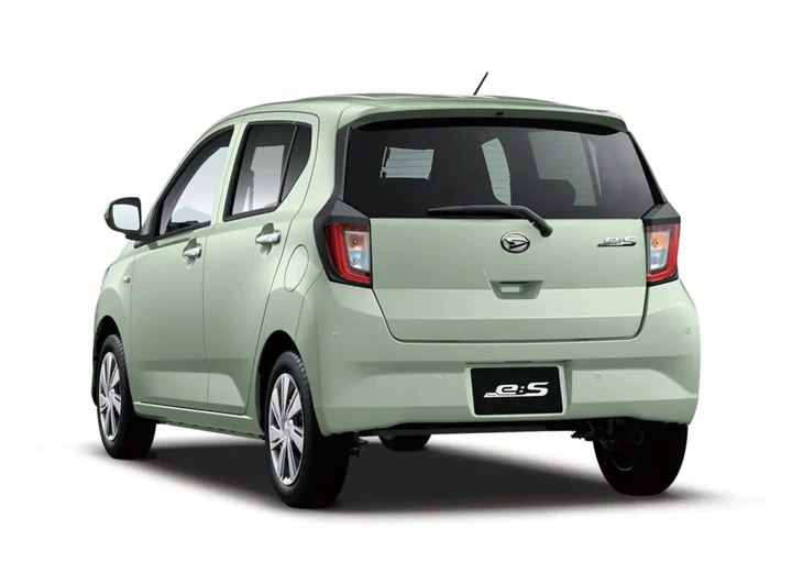 Ô tô mini giá chỉ 180 triệu nhưng đã có ADAS, không hybrid mà chỉ 'ăn' 3,7 lít xăng/100km - Ảnh 3.