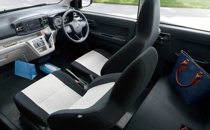 Ô tô mini giá chỉ 180 triệu nhưng đã có ADAS, không hybrid mà chỉ 'ăn' 3,7 lít xăng/100km - Ảnh 6.