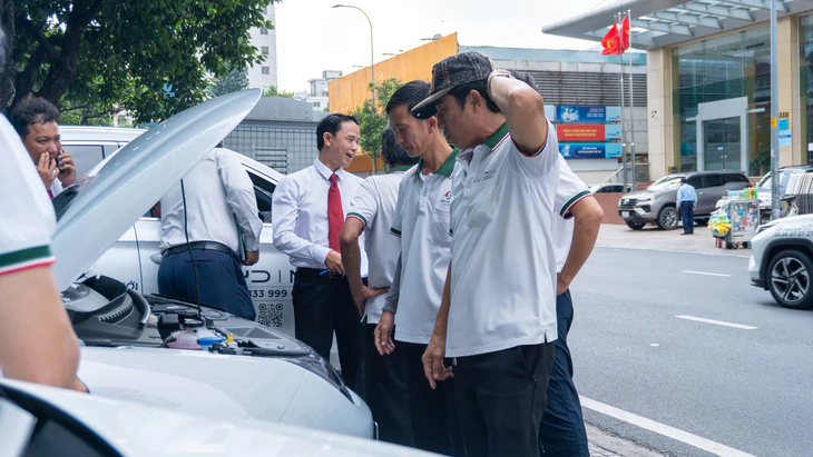 BYD NEG đào tạo kỹ năng vận hành xe điện cho 200 tài xế Vinasun - Ảnh 3.