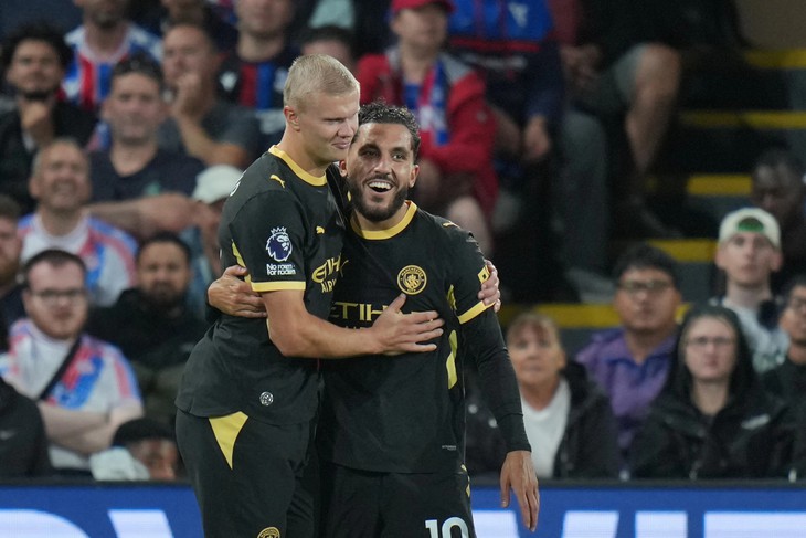 Haaland lập cú đúp giúp Man City thắng đậm tại Giải ngoại hạng Anh - Ảnh 1.