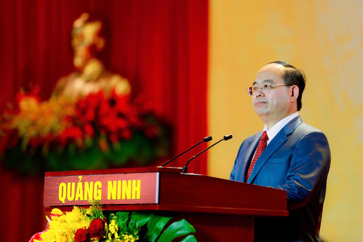 Tổng Bí thư, Chủ tịch nước Tô Lâm trao nghị quyết của Quốc hội thành lập thành phố Quảng Ninh - Ảnh 5.