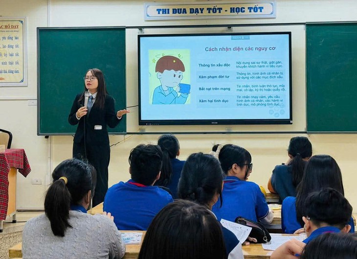 Phòng 'giang hồ mạng' ngay từ học đường - Ảnh 2.