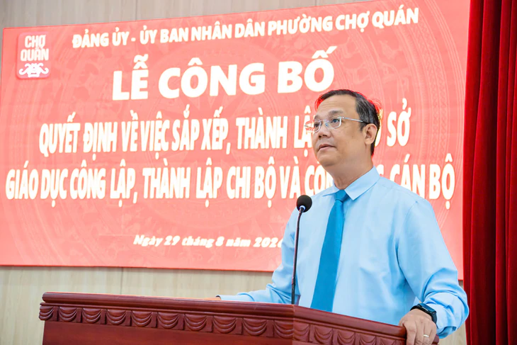 Phường Chợ Quán sắp xếp 10 trường còn 7, bổ nhiệm hiệu trưởng mới - Ảnh 2.