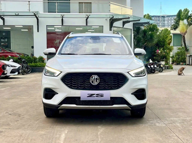 Tin tức giá xe: MG ZS giảm hàng trăm triệu đồng, SUV B đọ giá với cả Kia Morning, Hyundai i10 - Ảnh 2.