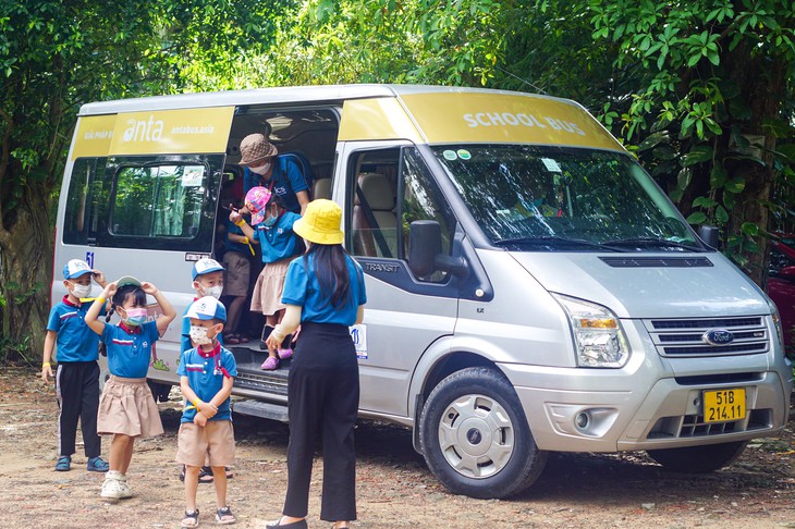 Anta Bus: Khi mỗi chuyến xe đưa đón học sinh đều an toàn - Ảnh 1.